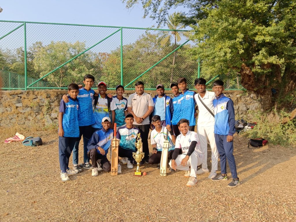 our junior college Boys & Girls Montex ball Cricket team won Boys Championship and Girls won Runner up position in District level Montex ball Cricket 2023-24. Organized by District Sports Office, Mumbai Suburban and Qualified for Divisional Level Montexball Cricket Tournament on 30/01/2023.