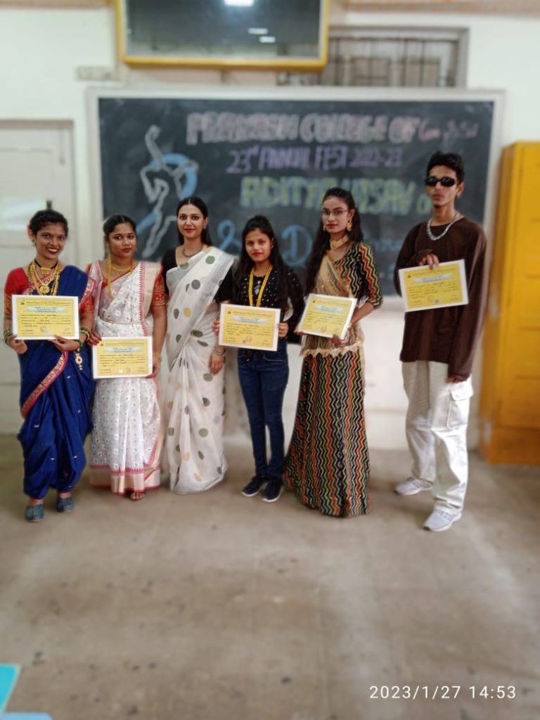 Prakash Degree College of Commerce and Science celebrated “Aditya Utsav “ the most awaited event for all Prakashians on Friday, 27 January 2023 at Prakash College from 9 AM onwards all the students of day degree Junior and night college participated in the events.