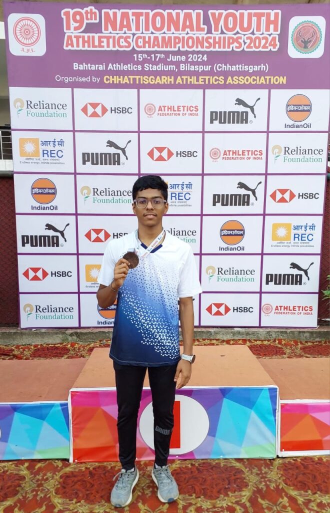 Our junior college student Aadi Poojary won Bronze medal in Under 18 Boys Athletic Junior National..